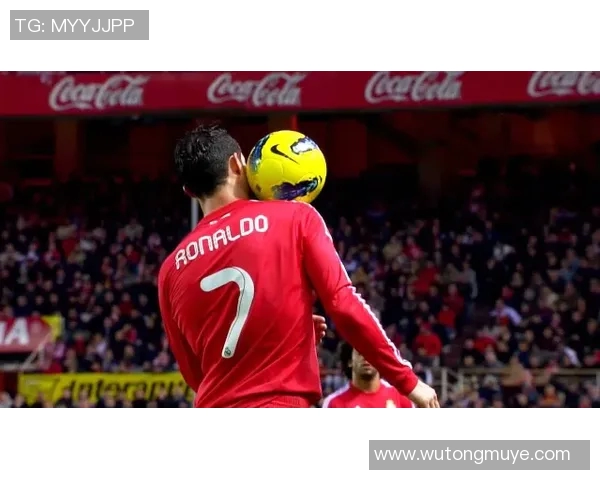 巴塞罗那与利物浦激战回顾中文解说精彩瞬间分析 巴塞罗那与利物浦激战回顾中文解说精彩瞬间分析